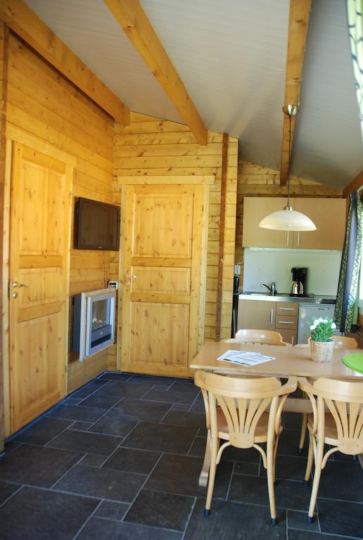Camping "De Stuurmanskolk" Welsum Bilik gambar